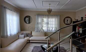 Imagem 5: Casa para aluguel e venda com 297 metros quadrados com 3 quartos