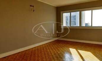 Imagem 3: AMPLO 3 DORMITÓRIOS, SUÍTE, SOL NORTE, VISTA DEFINITIVA PARA O GUAIBA E TOTALMENTE REFORMA