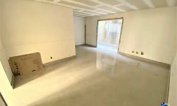 Imagem 4: Apartamento com Área Privativa à Venda - 3 Quartos sendo 1 Suíte - 2 Vagas sob pilotis - B