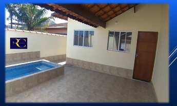 Imagem: Casa com Piscina e 02 dormitórios em Mongaguá