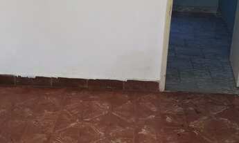 Imagem 4: Casa grande e bem localizada em Bento Ribeiro