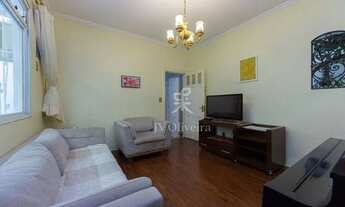 Imagem 6: Casa à Venda Próxima à Avenida Paulista: Versatilidade e Conforto em uma Localização Privi