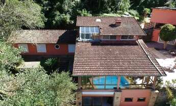 Imagem 4: Excelente Residência em meio a natureza para venda em Corrêas/Petrópolis