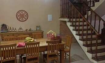 Imagem 3: Sobrado com 3 dormitórios à venda, 272 m² por R$ 810.000,00 - Caminho Novo - Tremembé/SP