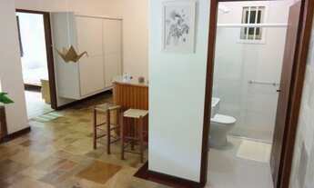 Imagem 6: Quarto gostoso pertinho da floresta e da UFSC