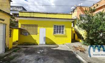 Imagem 4: Casa linear, junto rua da caminhada, próxima ao College