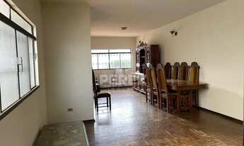 Imagem 3: Casa Térrea no Bairro Centro - Terreno Amplo de 600m²