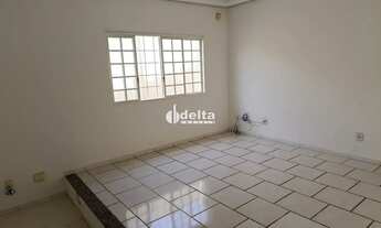 Imagem 5: Casa residencial disponível para venda no bairro Cidade Jardim em Uberlândia-MG