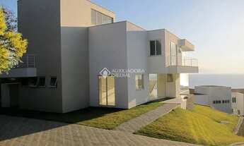 Imagem 5: Casa de Alto Padrão com 461² Vista para o Mar: Luxo, Conforto e Natureza