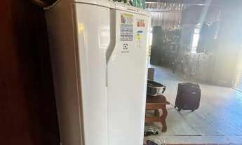 Imagem 7: VENDO LINDISSIMA CASA MOBILIADA EM SALINAS C/ 5 SUÍTES, COM PORTÃO ELETRONICO, CHURRASQ E