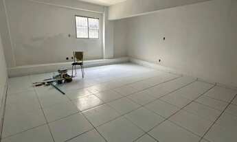 Imagem 7: Sala comercial na rua frei gil no centro de Belém esquina da presidente Vargas 35m2