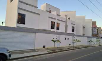 Imagem 2: Casa TRIPLEX - 200m2 ou 220m2 com 4 quartos, 1 suíte, 3 banheiros e piscina na cobertura