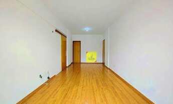 Imagem 4: Apto com 2 quartos (suíte), varanda, 2 vagas, elevador e portaria 24h no Centro