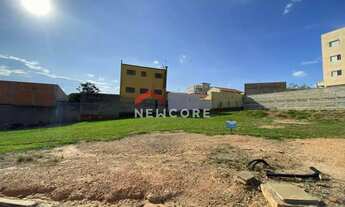 Imagem: Lote em condomínio em Rua Alcides de Oliveira