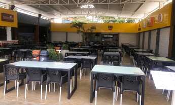 Imagem 2: Comércio de cachorro quente e choripan