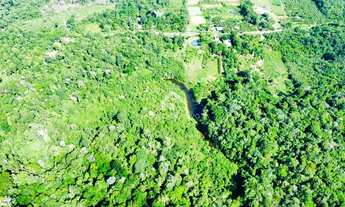 Imagem 6: Sítio Ramal do Banco, Rio Preto com Nascente