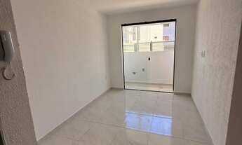 Imagem 7: REPASSE No Valentina! Térreo com varanda! Prédio com Área de lazer!