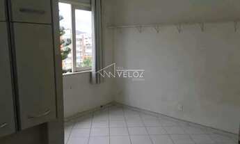 Imagem: Apartamento / Residencial / Catete