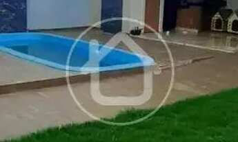 Imagem: SOBRADO COM PISCINA