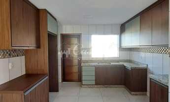 Imagem 6: Sobrado à venda, no Bairro Contorno, em PONTA GROSSA - PR