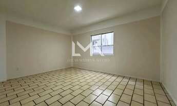 Imagem 3: APARTAMENTO DE 3 QUARTOS PRÓXIMO AO MAR NA MEIA PRAIA