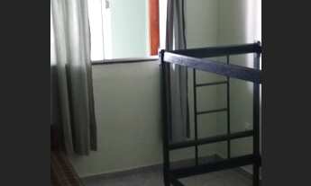 Imagem 6: Casas com um quarto região dos lagos com piscina