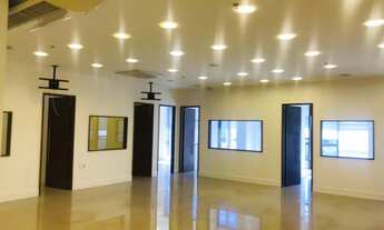 Imagem 2: Le Monde Offices - 250m² - 8 vagas na garagem - Barra da Tijuca - Andar alto - Alto Padrão