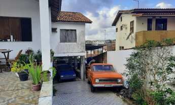 Imagem 2: CASA COM ¾ SENDO UMA SUITE EM CONOMÍNIO COM PORTARIA 24 HORAS