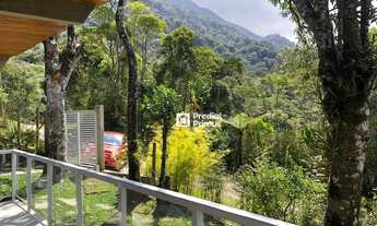 Imagem: Linda casa em serra nevada a venda