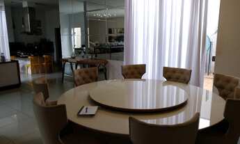 Imagem 7: Sobrado para venda possui 780 metros quadrados com 5 quartos em Jardim Guanabara - Goiânia