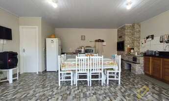 Imagem 7: Casa e Sobrado de 3 dormitórios à Venda - Xangri-lá