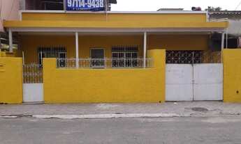 Imagem 2: Casa com piscina terraço churrasqueira e garagem para 3 carros