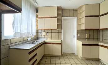 Imagem 5: Apartamento 4 dormitórios (2 suítes) e 2 vagas com hobby box - Centro