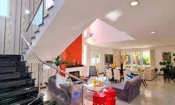 Imagem 3: Casa para aluguel possui 550 metros quadrados com 4 quartos