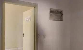 Imagem 2: Sala comercial Galpão / depósito com aluguel por R$800 /mês