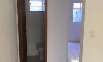 Imagem 3: Alugo Geminado Casa com 2 dormitórios