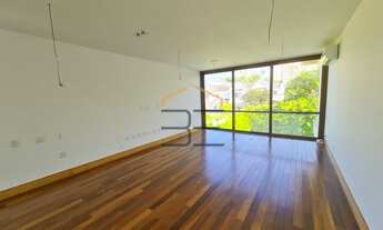 Imagem 2: Casa no Malibu | 1700 m2 | 5 Suítes | Lazer completo | Subsolo | Elevador