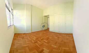 Imagem 7: Excelente oportunidade no Ingá num apartamento com 2 quartos e 70m2