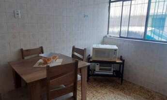 Imagem 2: Sobrado em Vila, Seguro e Espaçoso