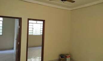 Imagem 3: Casa de fundos 3qtos Itapoã