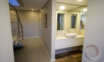 Imagem 5: Casa para venda possui 1100 metros quadrados com 5 quartos em Roçado - São José - SC