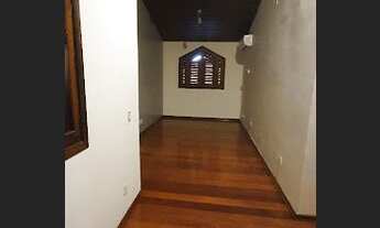 Imagem 6: Linda casa em condomínio fechado na zona nobre central