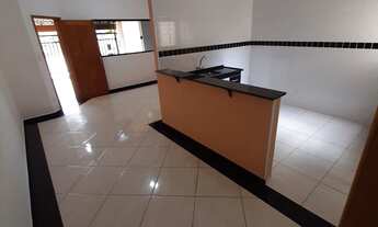 Imagem 2: Casa Meio lote Casa com 2 dormitórios