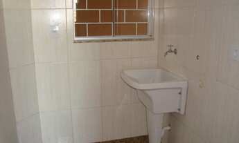 Imagem 2: SOBRADO com 3 dormitórios para alugar com 130m² por R$ 2.900,00 no bairro Santa Felicidade