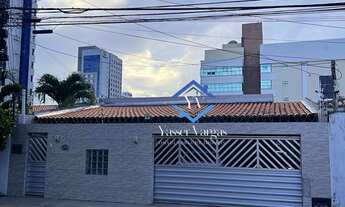 Imagem 4: Casa no Bairro Lagoa Nova, com 250m2 de área Const. e 310m2 de Terreno com 4/4 (3s