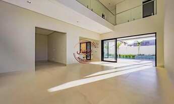 Imagem 7: Sobrado Maravilhoso no Condomínio Jardins Versailles - Uberlândia-MG