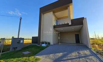 Imagem 2: Casa de Condomínio com 3 Suítes à Venda no Verana Várzea Grande