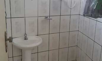 Imagem: Aluga-se kitnet Macaé - glória! 650,00(