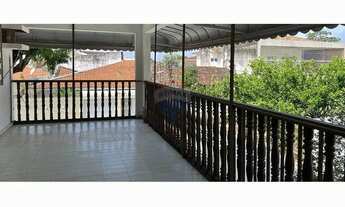 Imagem 6: Casa Ampla à venda no Centro de Maceió, com 9 Quartos, sendo 3 suítes e 5 vagas de garagem