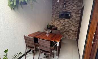 Imagem 2: Casa Reformada com 3 Quartos e Planejados no Jardim Europa - Pronta para Morar!